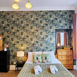 No15 Castle View , Edinburgh United Kingdom